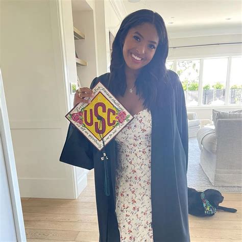 Kobe And Vanessa Bryants Daughter Natalia Graduates From High School