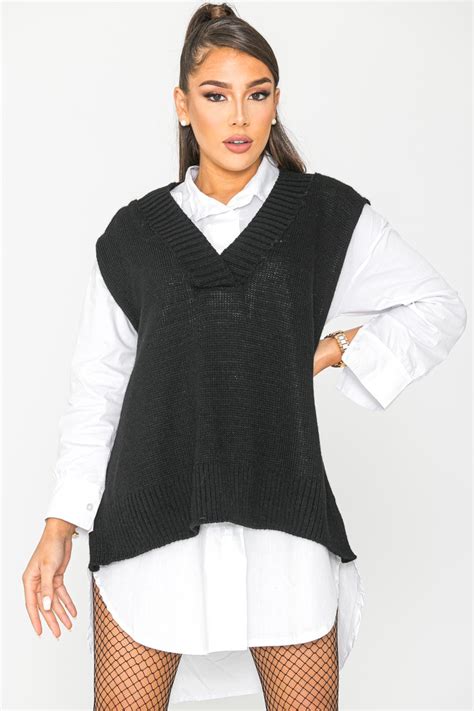 De plus, ce pull col v sans manche femme passe partout, même sur un chemisier que vous laissez passer, là vous serez top mode. Pull sans manche col V noir - Cinelle Paris, mode femme ...