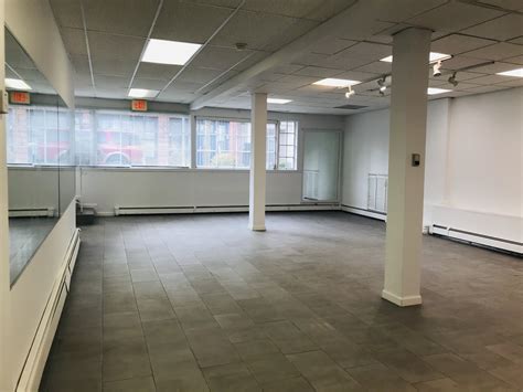 20 Bryant Ave Roslyn Ny 11576 Retail For Sale Loopnet