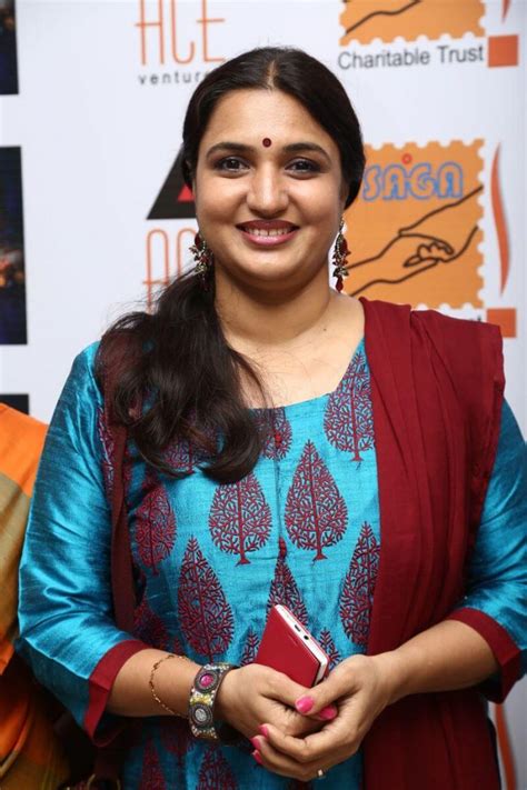Yes, actress sukanya who gave life to the role chandra will be the new guest on popular ma. Sukanya (Actress) Wiki, Biography, Age, Movies, Family ...