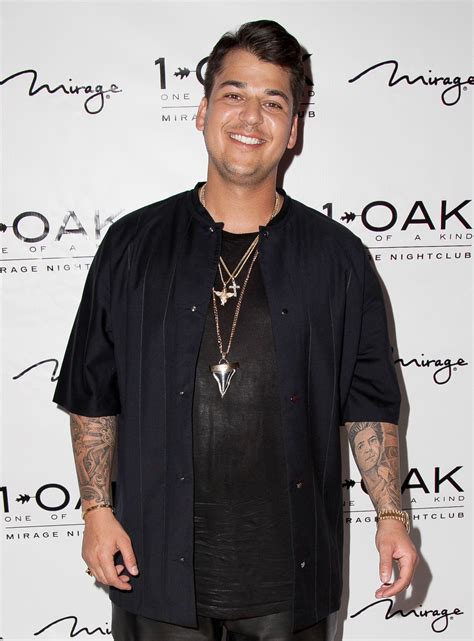 Rob Kardashian Rushed To Hospital Diagnosed With Diabetes Fame10