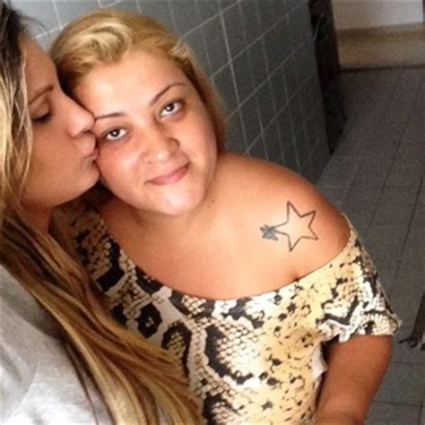 764,774 likes · 15,143 talking about this. EGO - Mãe de Urach tranquiliza fãs: 'A Dessa está se ...