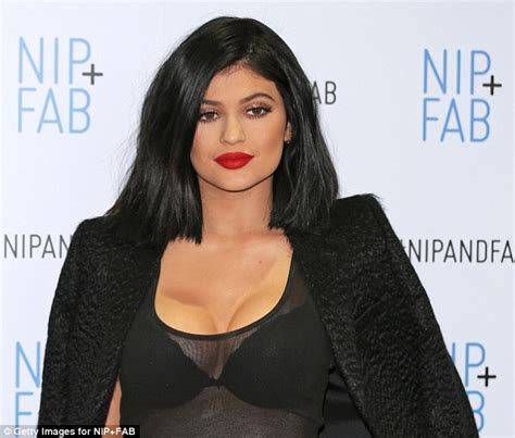 from kylie jenner to kim kardashian stars suffer make up fails too daily mail online