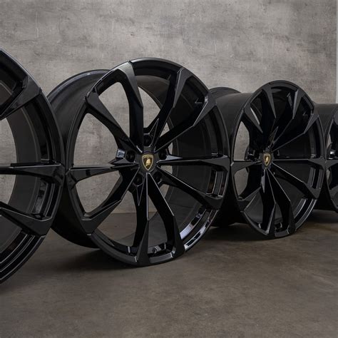Lamborghini Urus 23 Inch Rims Black High Gloss 4ml601025ba As