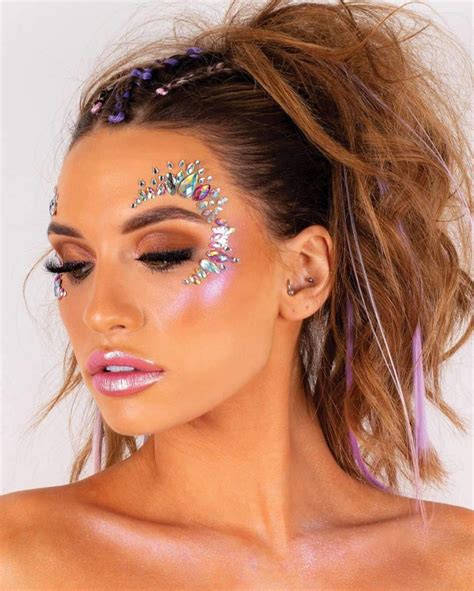 Body Glitter Glitter Makeup Festival Looks Estilo Converse Festival