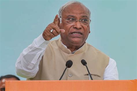 Mallikarjun Kharge When Our Govern Comes In 2024 First We Will Amend
