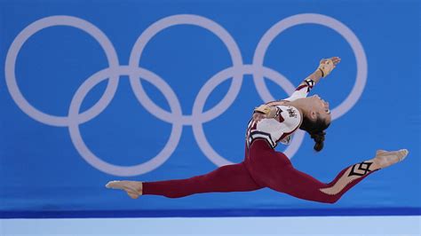 Gymnastics Team Tired Of ‘sexualization Wears Unitards Chicago News Wttw