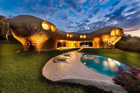 House Designed By Organic Architect Javier Senosiain Bizarrebuildings