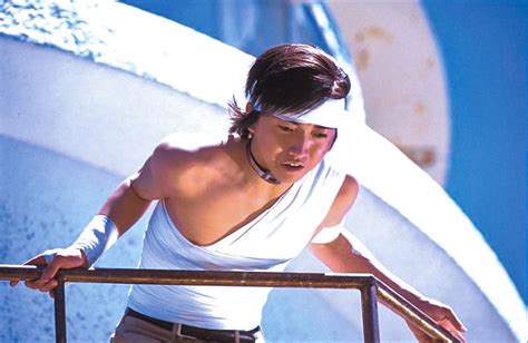 When becoming members of the site, you could use the full range of functions and enjoy the most exciting films. Battle Royale - Nur einer kann überleben | Film-Rezensionen.de