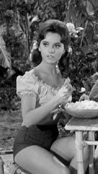 Dawn Wells Aka Mary Ann On Gilligan S Island Classic Actresses Beautiful Actresses Vintage