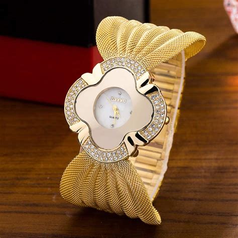 New European And American Fashion Luxury Bracelet Watch Bright Diamond
