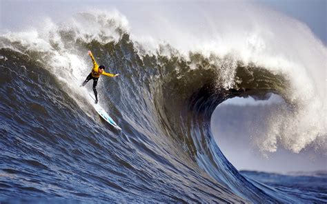 Man Surfing On Sea Waves Hd Wallpaper Wallpaper Flare