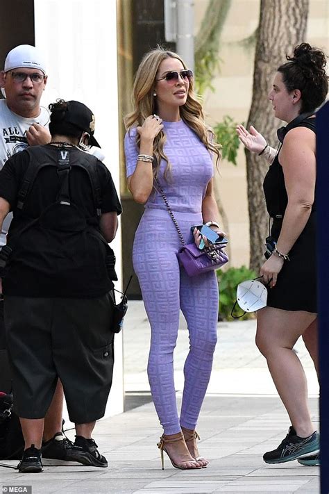 Lisa Hochstein Pictured For The First Time Since Ugly Split With Her Boob God Lenny Daily