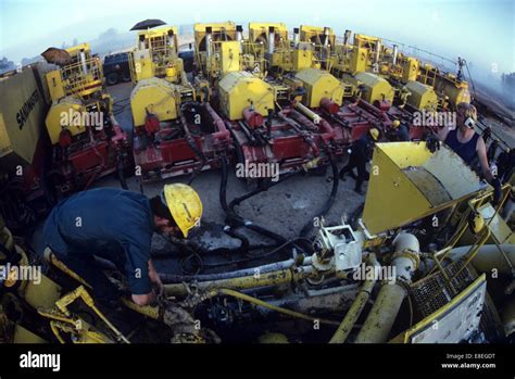Offshore Oil Drilling Rig Mud Pumps Stock Photo Alamy