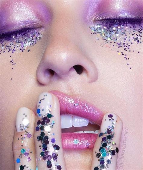 SPARKLING MAGIC For The Glitter Obsessed Tag A Friend Who Would