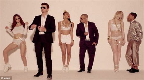 Too Hot For Youtube Robin Thicke S Blurred Lines Racy Video Featuring Naked Models Gets Banned