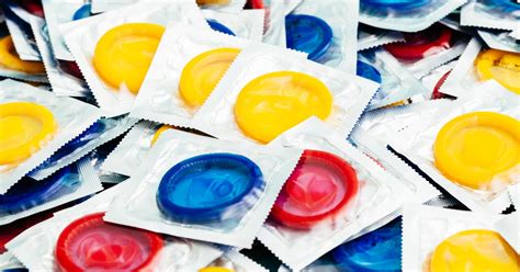 Psa Spermicidal Condoms Are No Good Lifehacker Australia