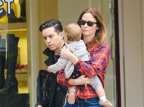 Is there such a thing? Süß! Emily Blunt mit Tochter Hazel beim Shopping ...