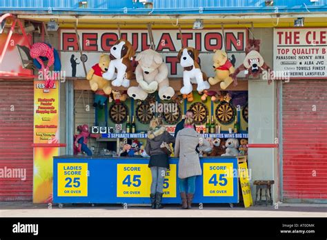 Funfair Stall Blackpool Stock Photo Alamy