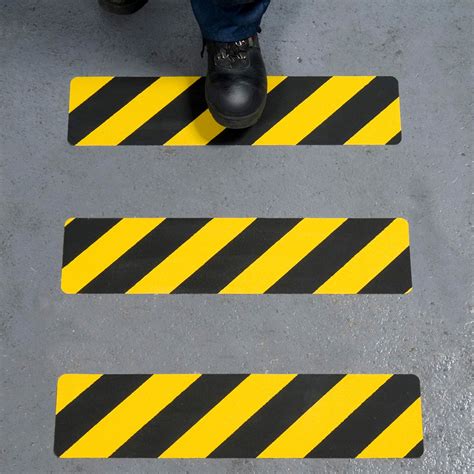 Conformable Anti Slip Safety Floor Marking Line From Tarifold