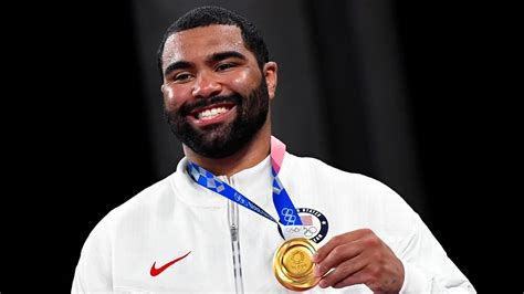 Wrestling Champ Steveson Set To Spark Bidding War With Wwe Mma And Paris 2024 Among His Options