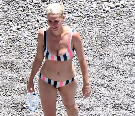 Katy Perry Bikini Pictures In Italy July 2017 Popsugar Celebrity