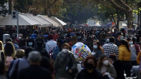 Salen de cuarentena 9 comunas de la región metropolitana. Plan Paso a Paso: Las comunas que salen de cuarentena este ...