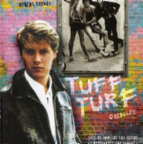 The movie follows morgan, a troubled teenagerwho is new in the town. Tuff Turf - O Rebelde - 11 de Janeiro de 1985 | Filmow