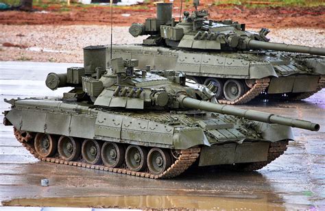 Russian T 80u Mbts Tanks Military Military Armor Army Vehicles