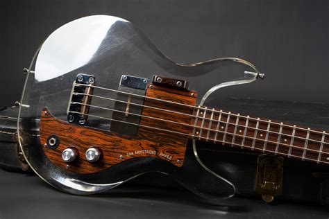1969 Dan Armstrong Ampeg Lucite Bass Guitarpoint