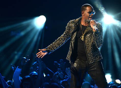 R Kelly Wallpapers High Resolution And Quality Download