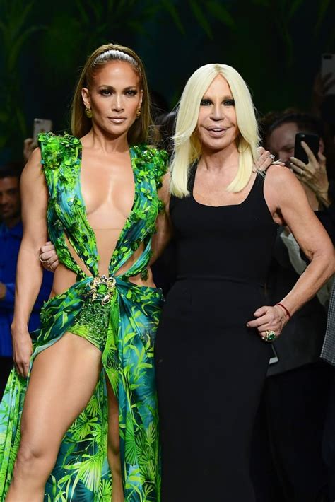 Jennifer lopez controls humanity in her green versace dress. Jennifer Lopez Wore a New Green Dress on the Versace ...