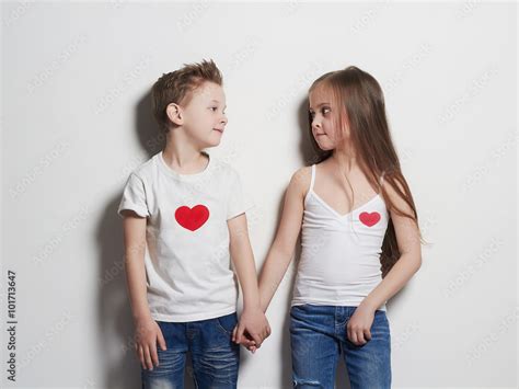 Beautiful Couple Little Girl And Boy Holding Handskidslovehearts