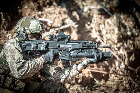 Iwi Carmel A New 556 Assault Rifle From Israel Edr Magazine