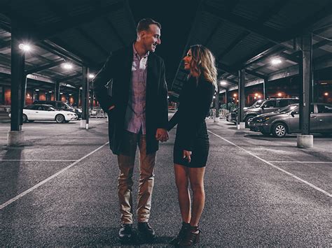 18 female body language signs of attraction. 9 Signs of Attraction That Mean It's Time to Make a Move