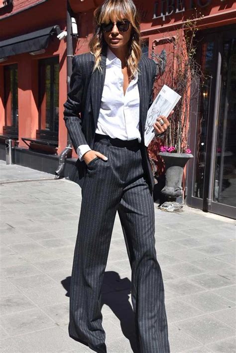 39 Power Women Suits To Look Confident At Work