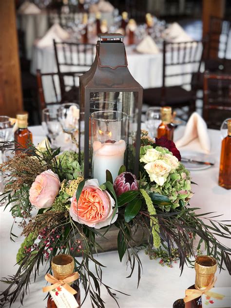 2030 Lantern Centerpieces With Flowers