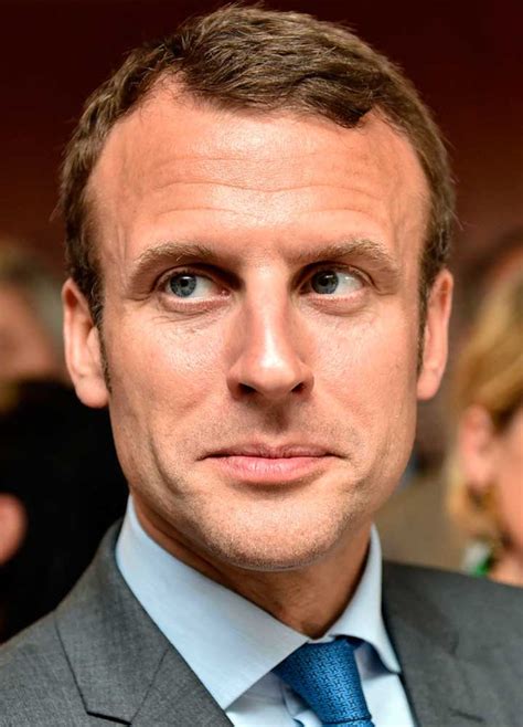 emanˈɥɛl ʒɑ̃ miˈʃɛl fʁedeˈʁik makˈʁɔ̃; Emmanuel Macron Height : Emmanuel Macron: An Unauthorized ...