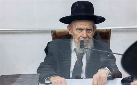 Senior Ultra Orthodox Rabbi Blasts Jewish Visits To Temple Mount Flag