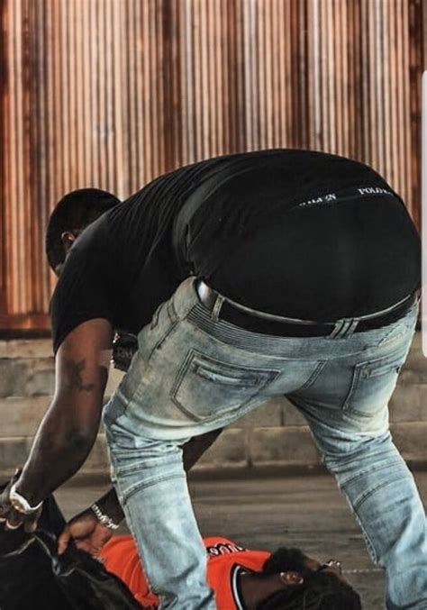 Pin By Julio Torres On Men Sagger Cute Black Guys Sagging Pants Mens Butts