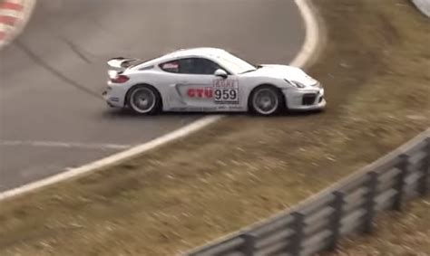 Porsche Cayman Gt4 Clubsport Gets Destroyed In Nurburgring Recoil Crash