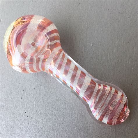 Pink Glow In The Dark Glass Pipe 4 Kings Pipes