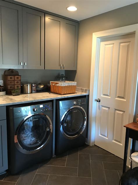 Pin By Erin Findley On Kitchens Laundry Room Washer And Dryer