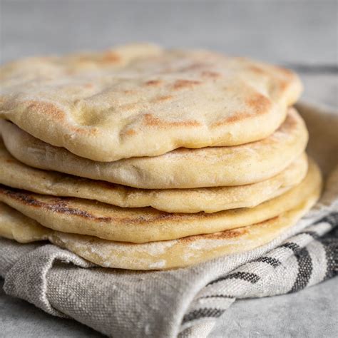 Homemade Pita Bread Directions Calories Nutrition More Fooducate