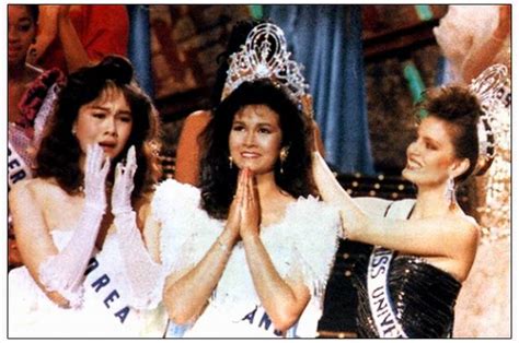 ปุ๋ย ภรณ์ทิพย์ นาคหิรัญกนกและสามี เฮิร์บ ไซมอน และมี. PANTIP.COM : A3527085 มีคนบอกว่าปุ๋ยได้นางงามจักรวาลเพราะ ...