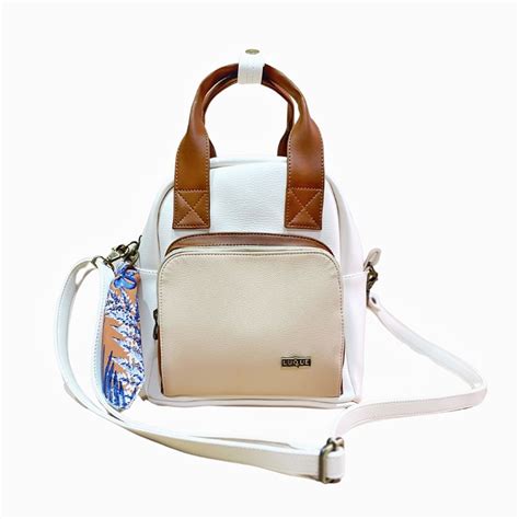 Bolso morral MINI Samy beige Luque Carteras y Accesorios Medellín