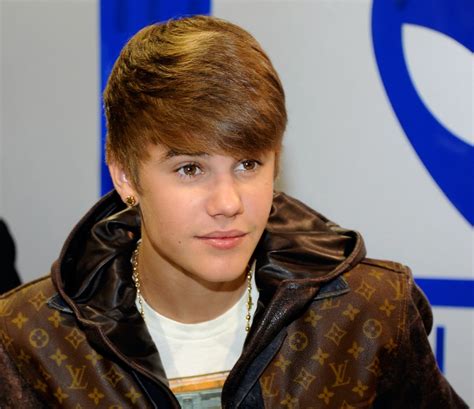 7 Things Justin Bieber Could Buy Now That Hes The Highest Earning