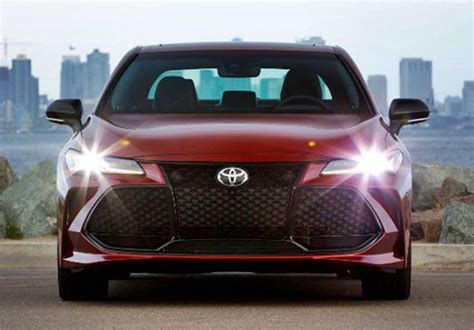 2021 Toyota Avalon Limited Hybrid Limited Review Trd Test Drive Trd