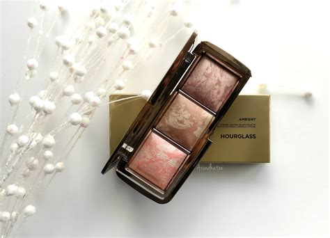 Discovering Me Hourglass Ambient Strobe Lighting Blush Palette Review Swatches