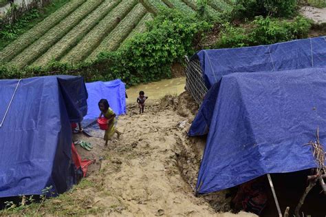 photos rohingya refugees flee myanmar cnn